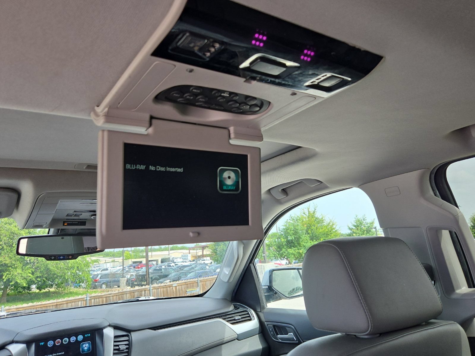 Used 2020 Chevrolet Tahoe LT AWD/4WD image 14