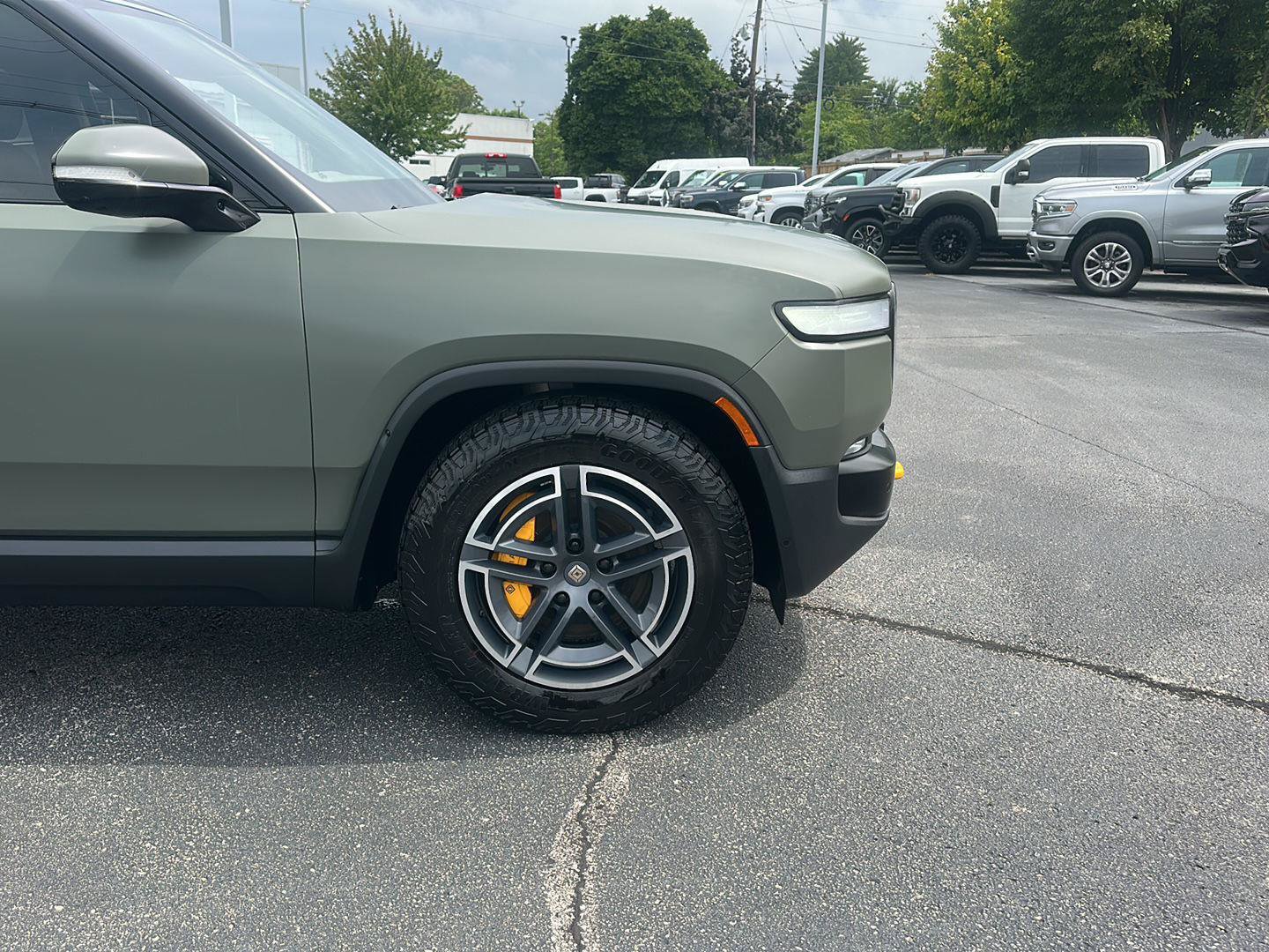 Used 2022 Rivian R1S Launch Edition AWD/4WD image 11