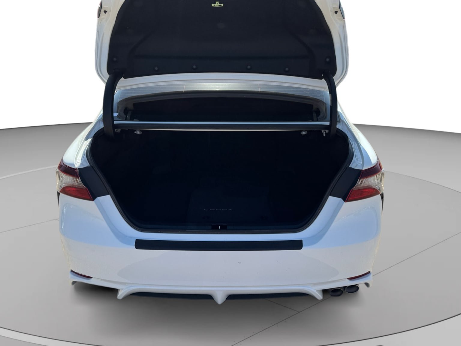 Used 2024 Toyota Camry SE w/ Convenience Package FWD image 19