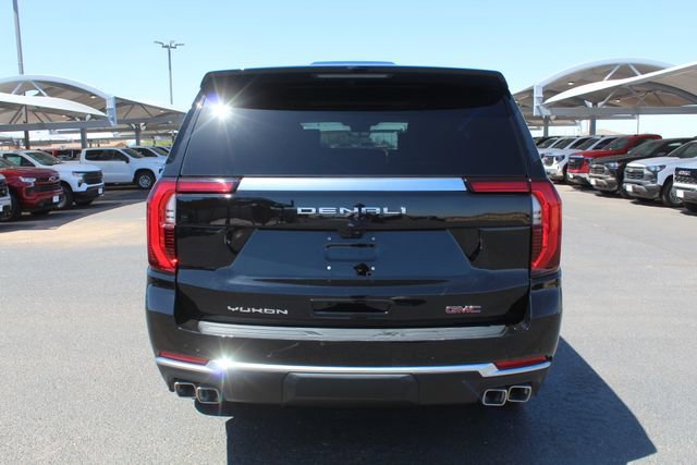 Used 2025 GMC Yukon Denali w/ Denali Reserve Package image 4