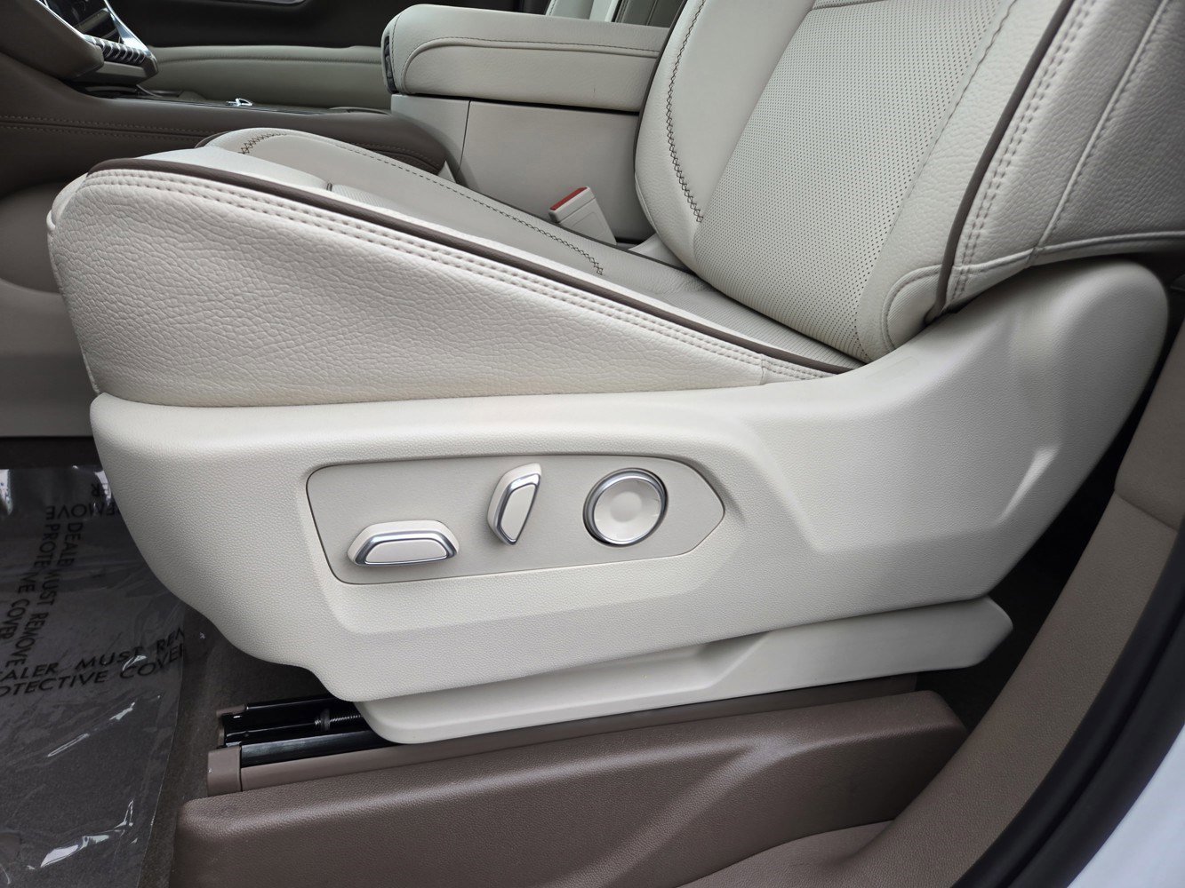 New 2026 GMC Yukon Denali w/ Denali Reserve Package image 19