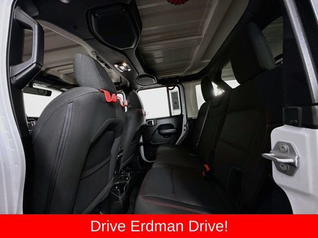 Used 2023 Jeep Wrangler Unlimited Rubicon AWD/4WD image 9
