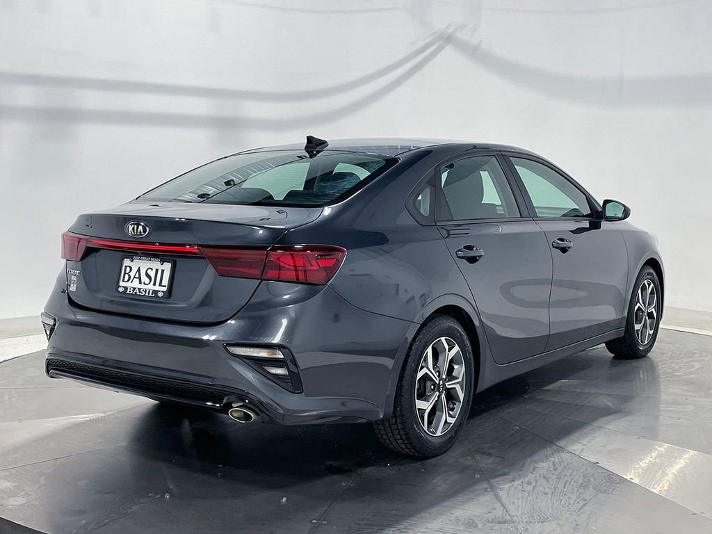 Used 2020 Kia Forte LXS FWD image 11