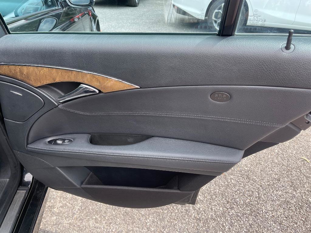 Used 2008 Mercedes-Benz E 350 Sedan image 36