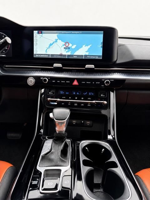 Used 2024 Kia Carnival SX Prestige FWD image 23