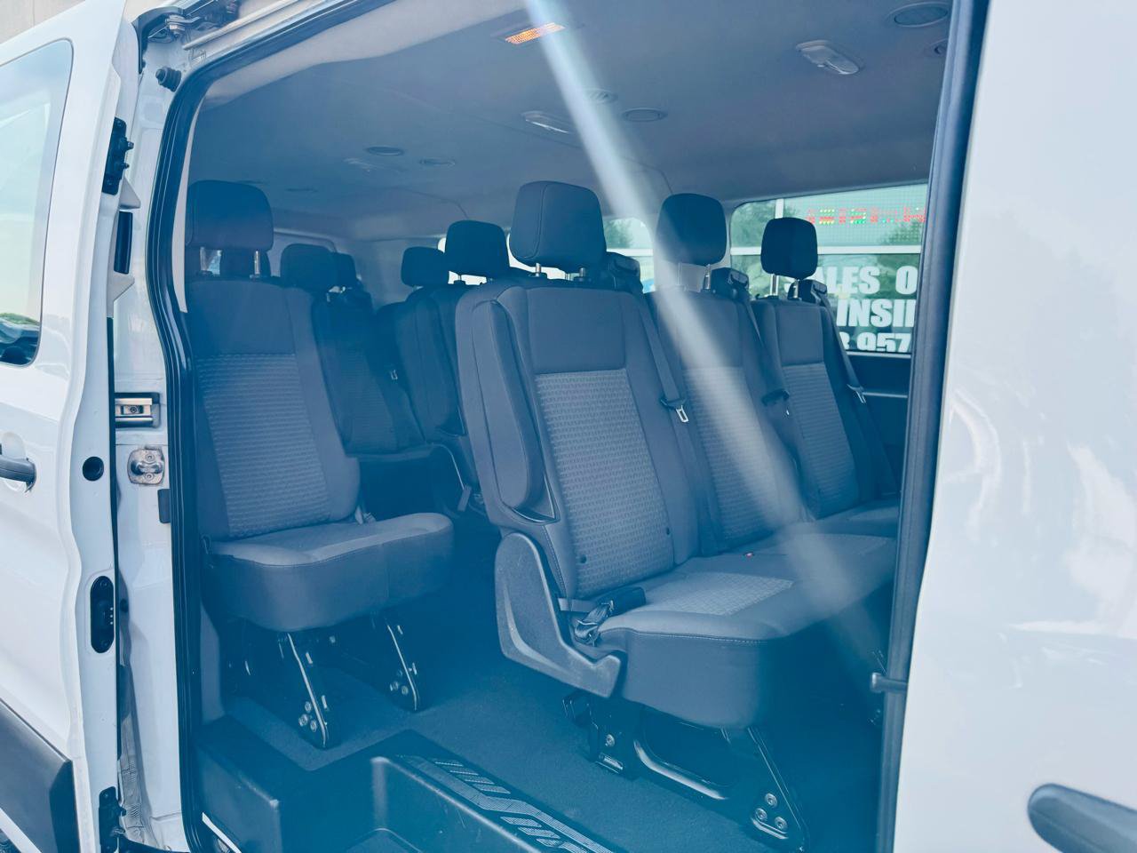 Used 2020 Ford Transit 350 XLT RWD image 17