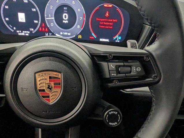 Used 2025 Porsche Cayenne AWD/4WD image 38