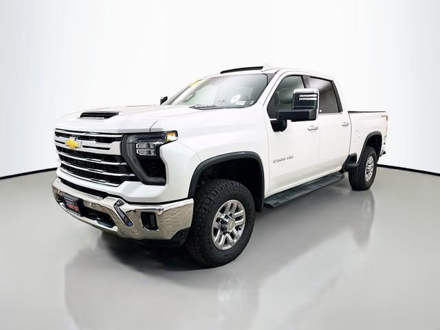 Used 2024 Chevrolet Silverado 2500 LTZ w/ LTZ Convenience Package AWD/4WD image 3