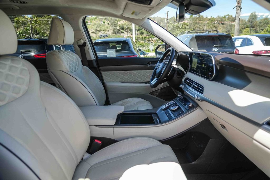 Used 2020 Hyundai Palisade Limited FWD image 17