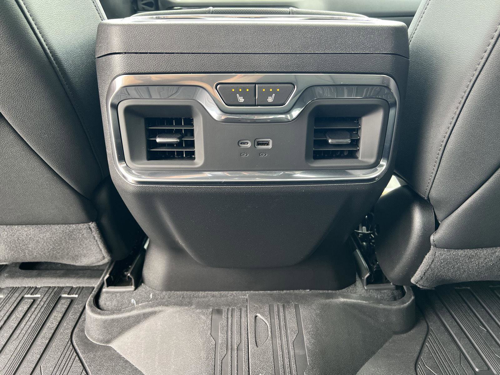 New 2026 GMC Sierra 1500 SLT image 47