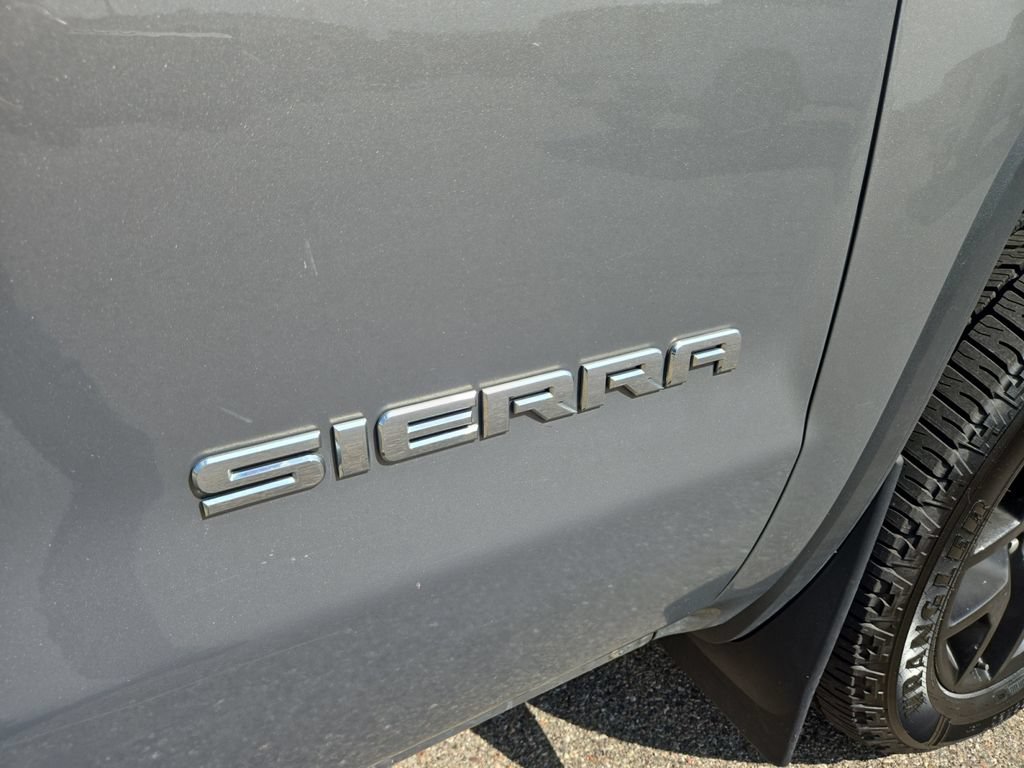 Used 2017 GMC Sierra 1500 SLT w/ SLT Premium Package AWD/4WD image 38
