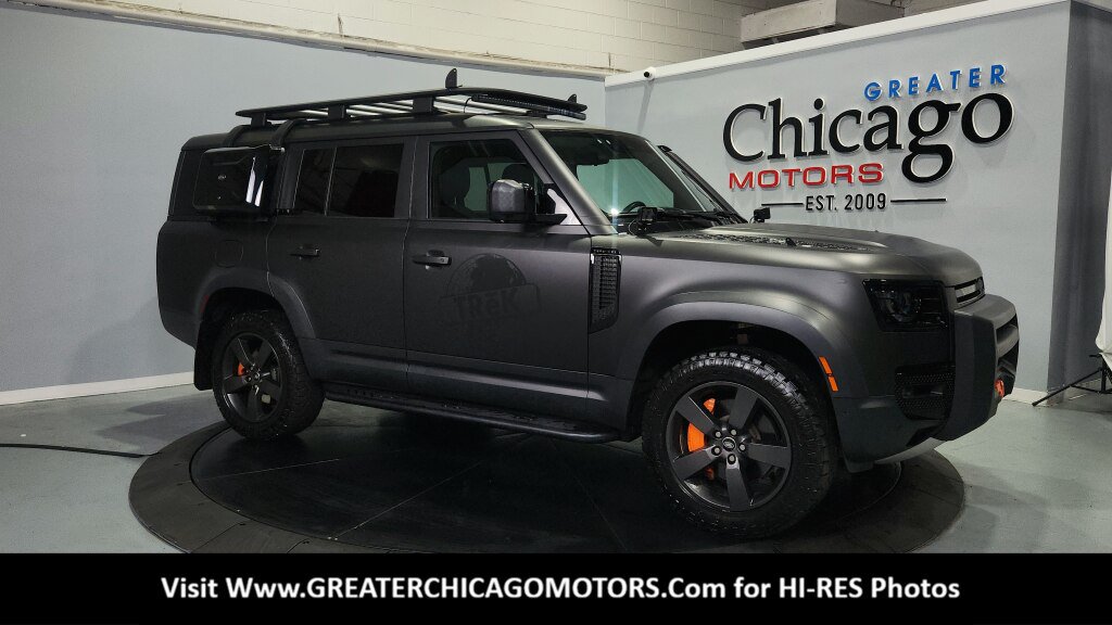 Used 2023 Land Rover Defender 130 SE AWD/4WD image 1