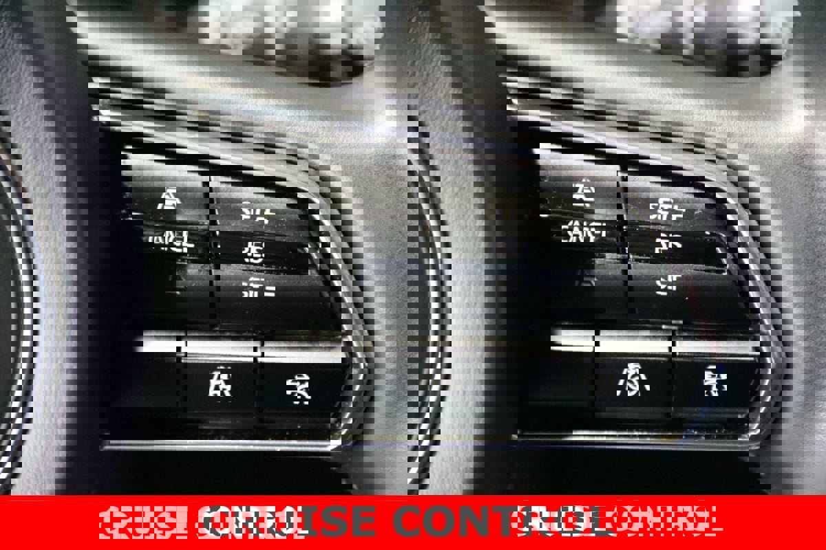 Used 2025 MAZDA CX-70 Plug-In Hybrid w/ Premium Pkg image 16