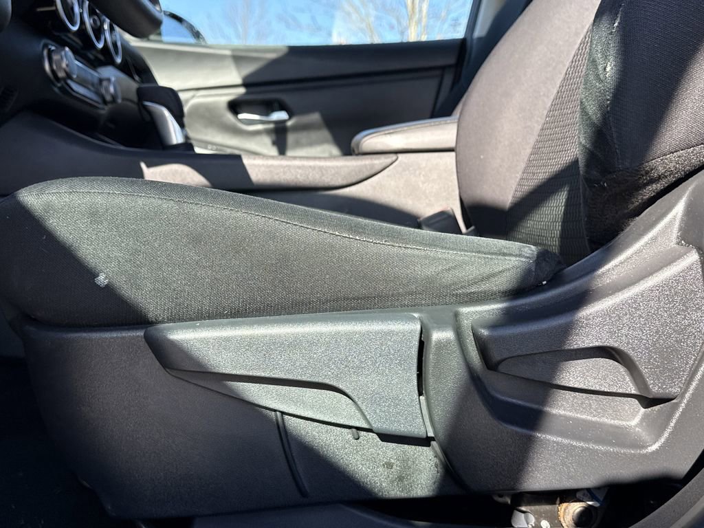 Used 2023 Nissan Sentra S image 22