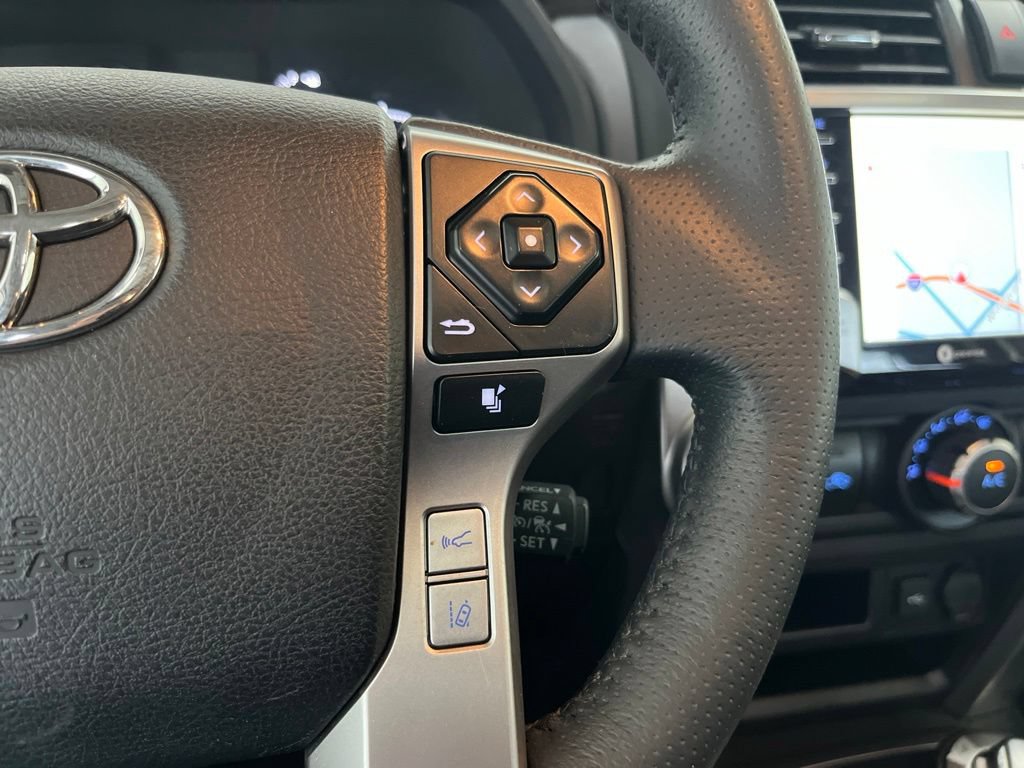Used 2021 Toyota 4Runner SR5 Premium w/ Moonroof Package AWD/4WD image 8
