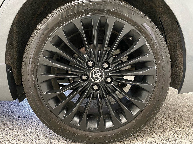 Used 2016 Toyota Avalon Limited w/ Protection Package image 26