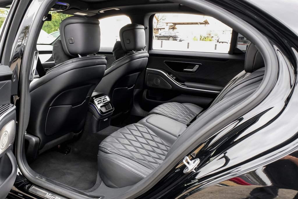 Used 2022 Mercedes-Benz S 580 4MATIC Sedan image 36