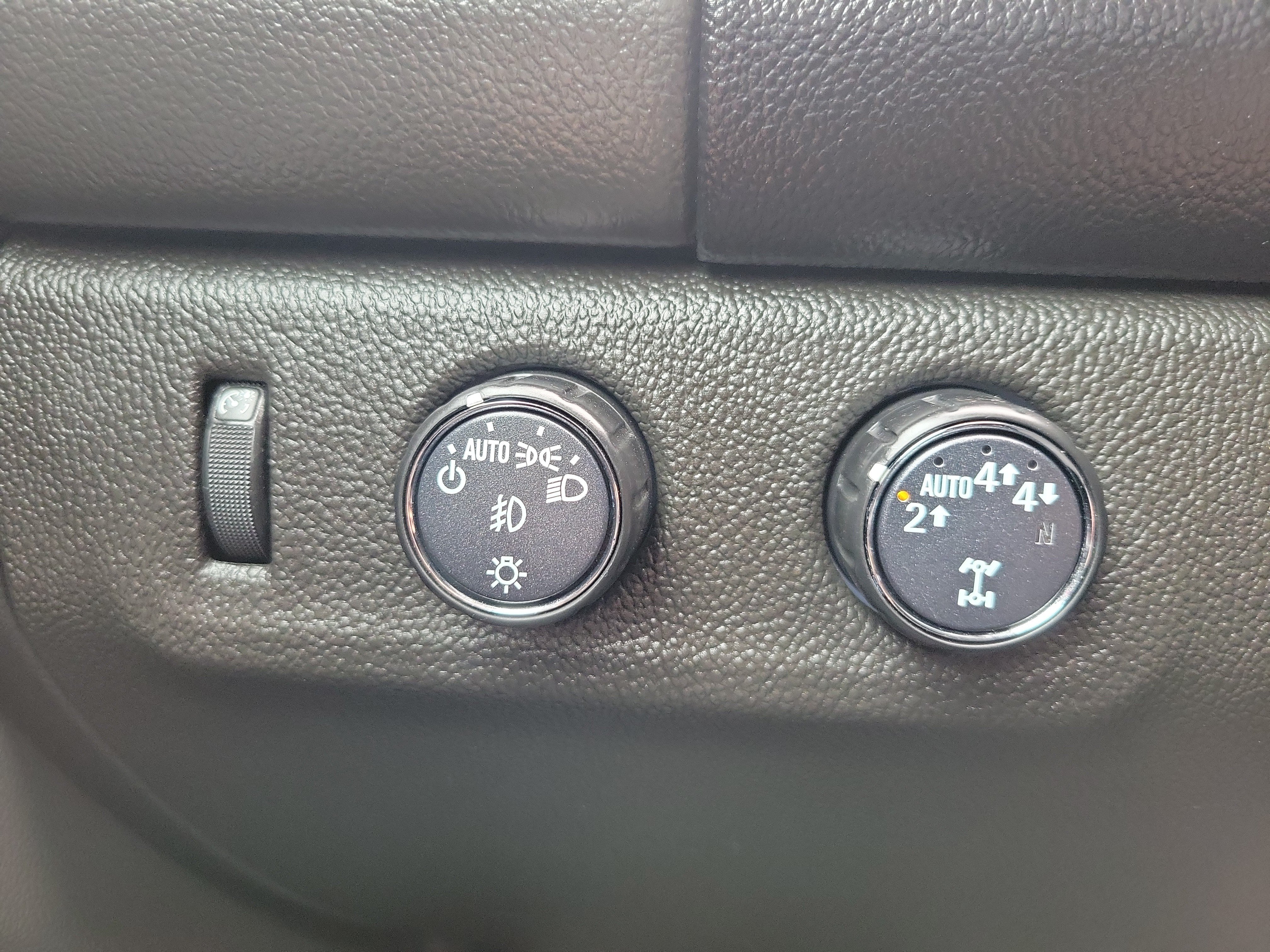 Used 2022 GMC Canyon Elevation w/ Trailering Package AWD/4WD image 29