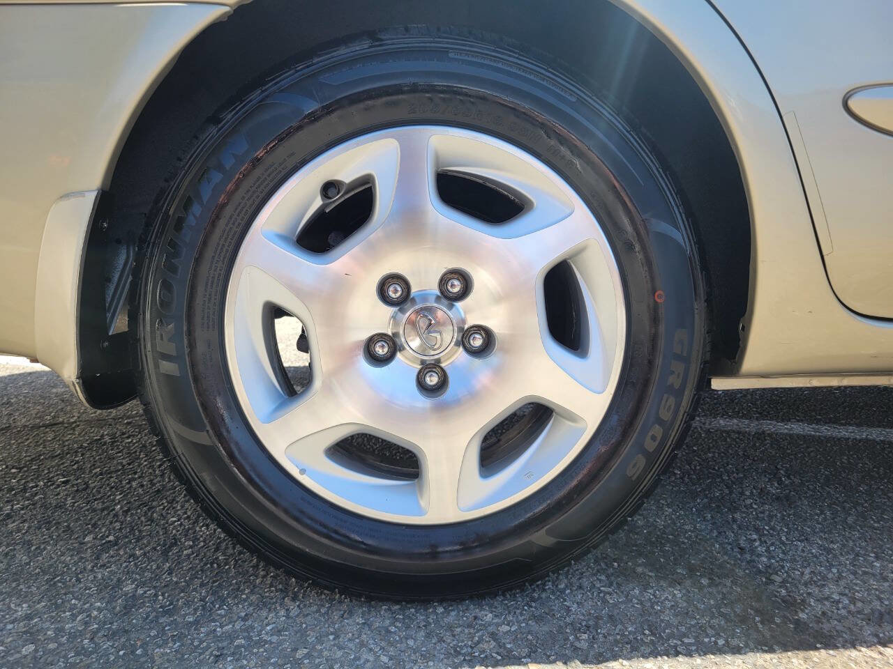 Used 2001 INFINITI I30 image 13