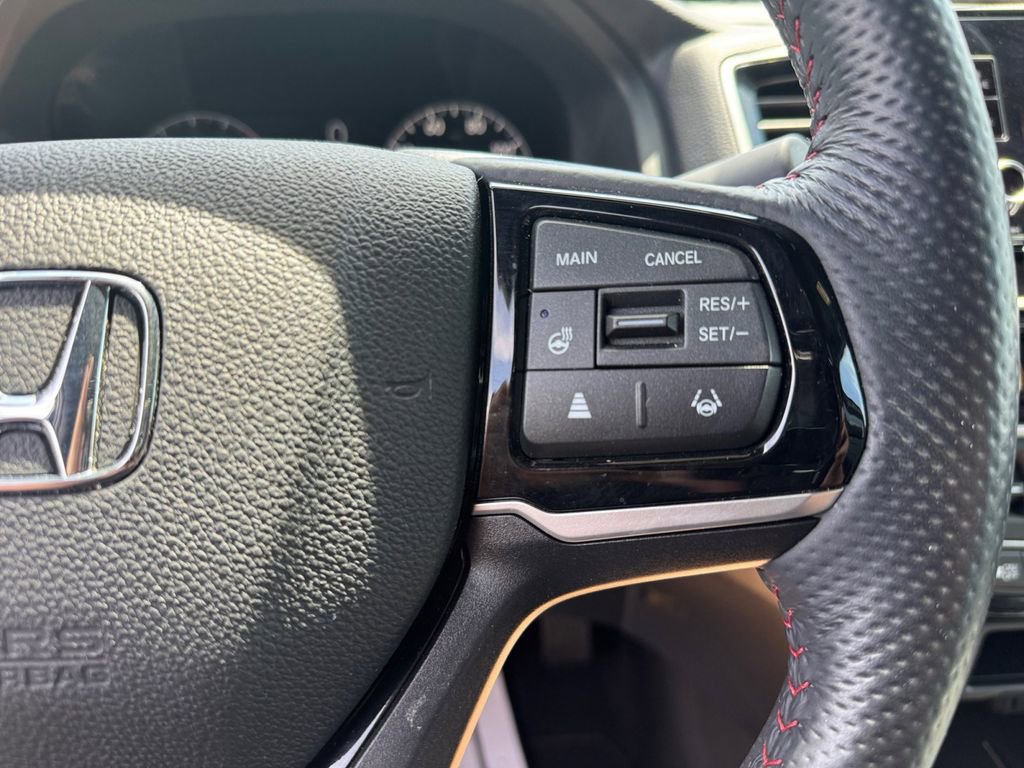 Used 2025 Honda Ridgeline Black Edition image 26