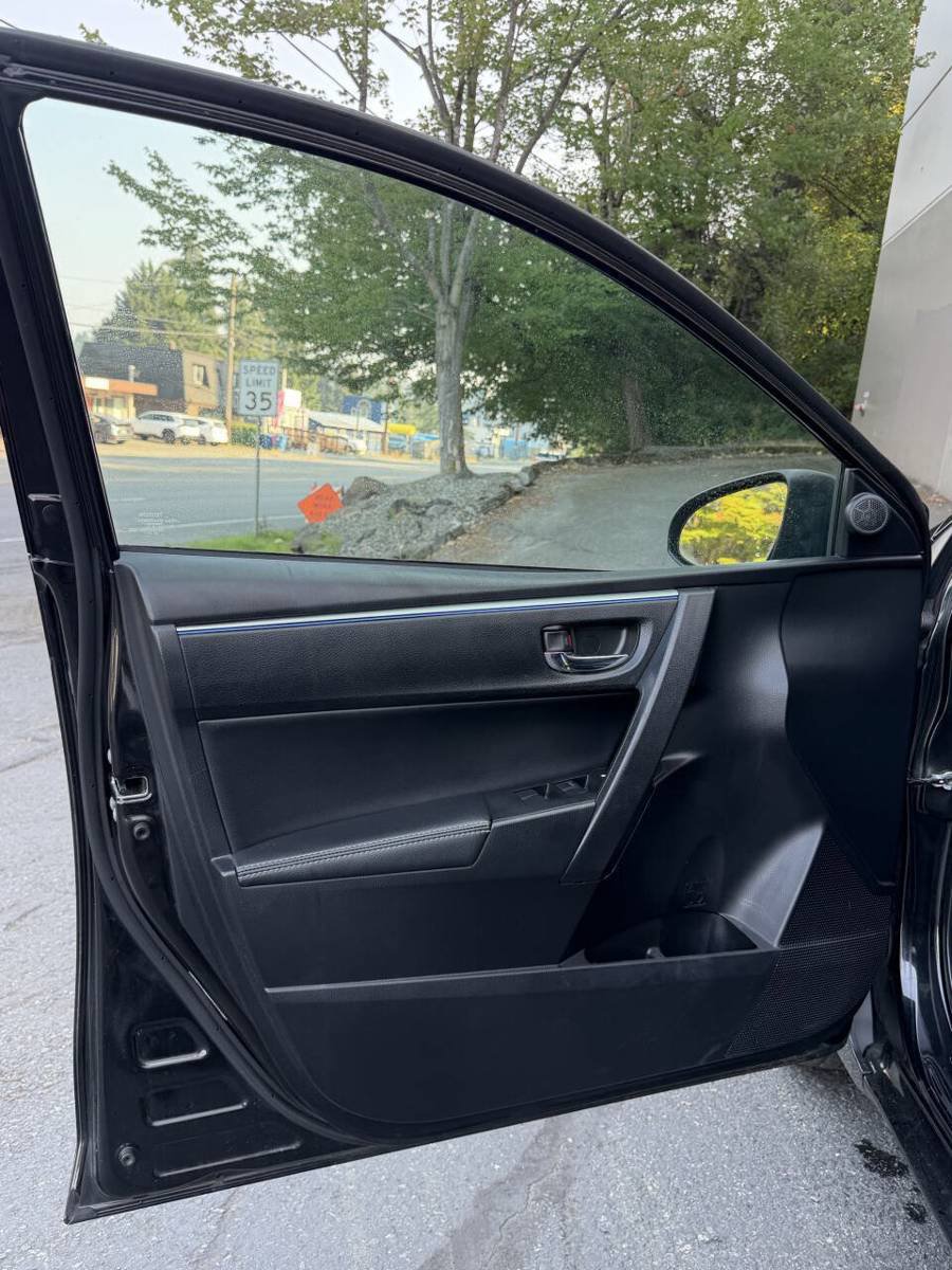 Used 2015 Toyota Corolla S FWD image 13