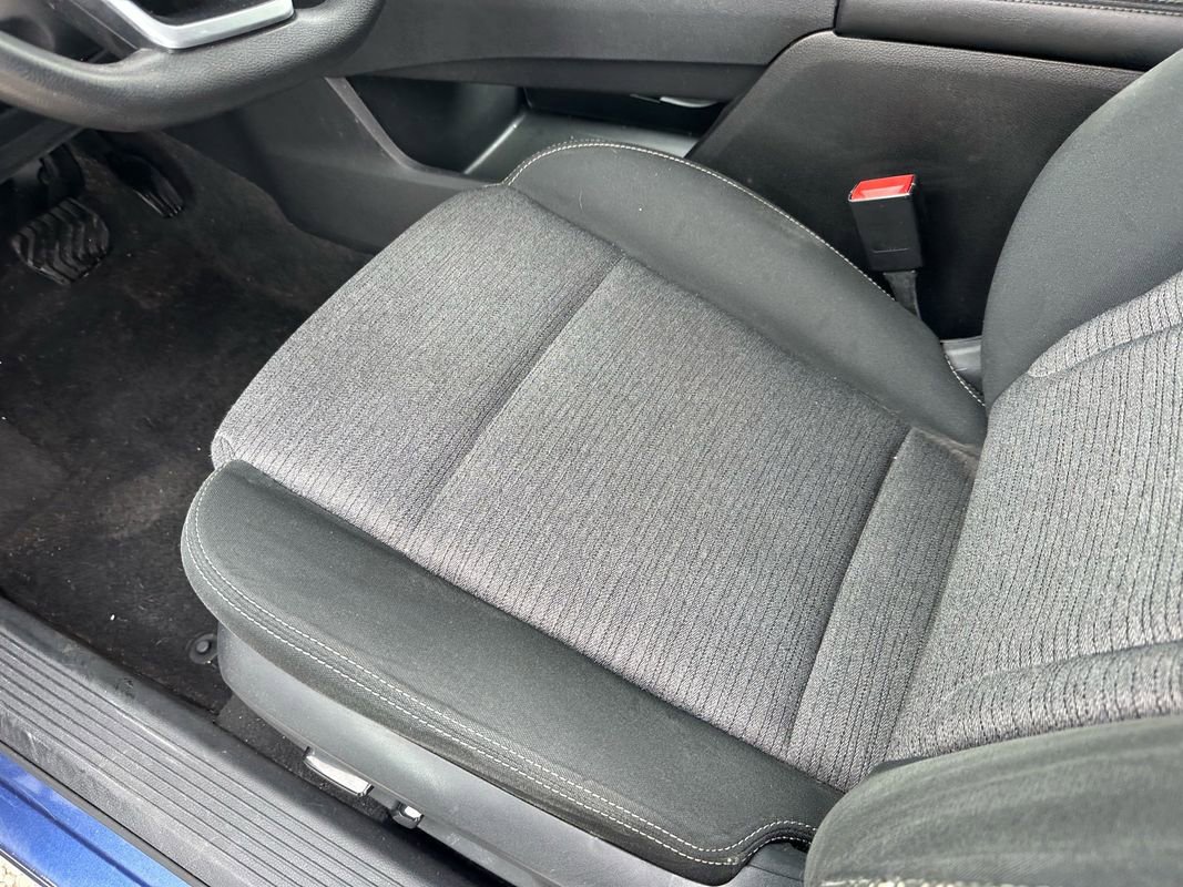 Used 2022 Nissan Rogue SV image 38