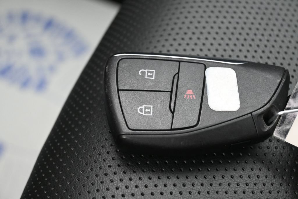 Used 2024 Buick Envision Preferred AWD/4WD image 28