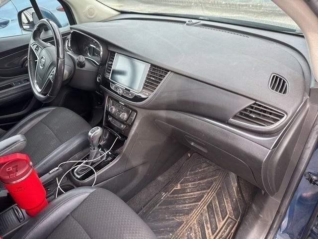 Used 2020 Buick Encore Preferred image 20