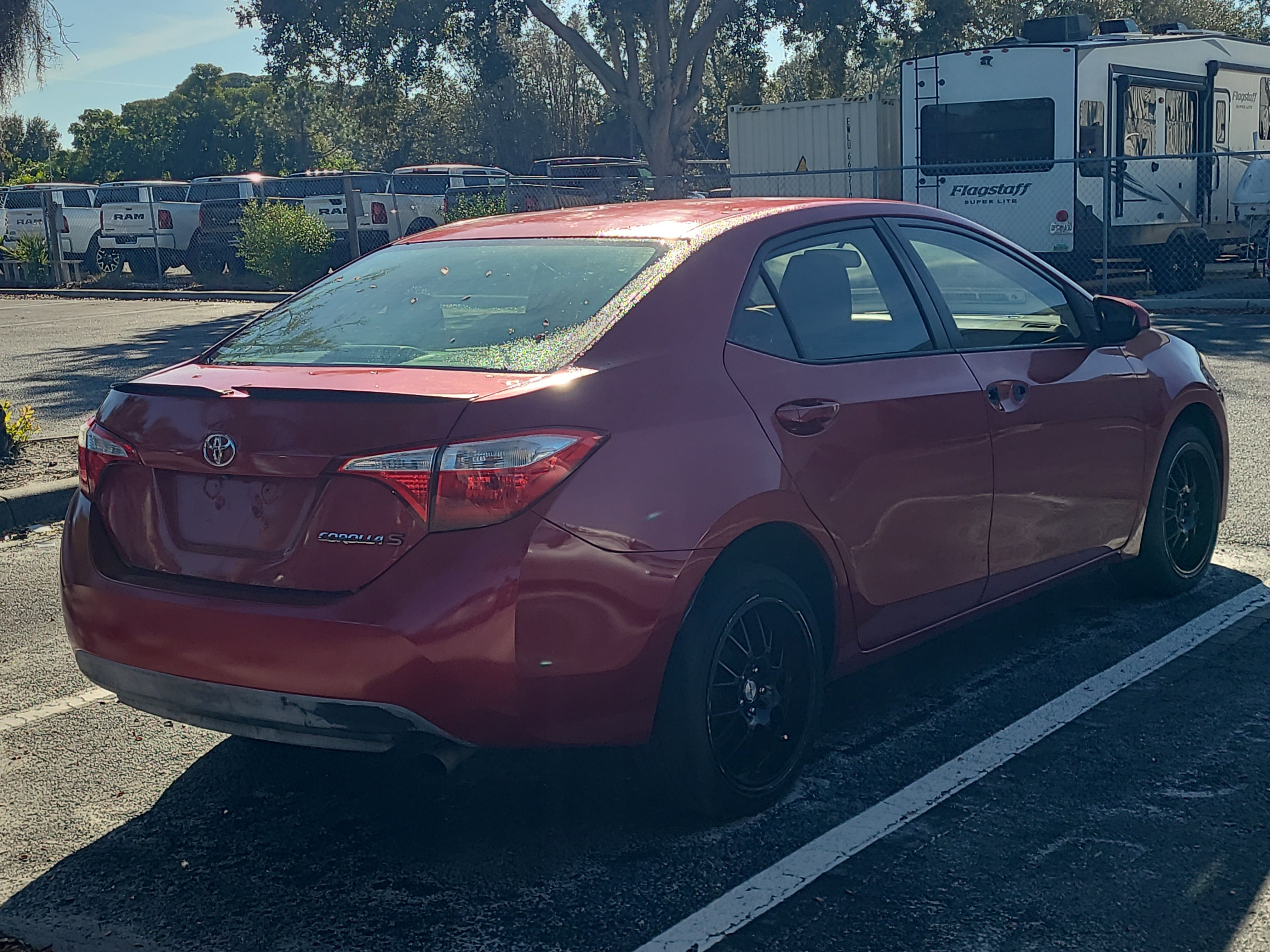 Used 2015 Toyota Corolla image 6