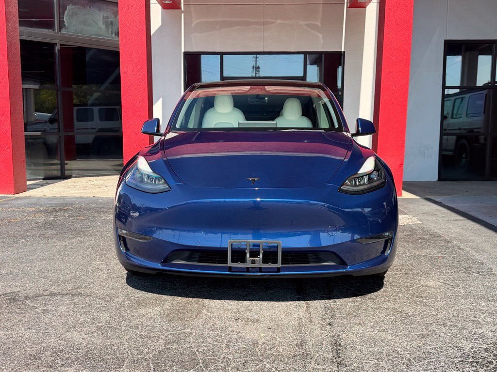 Used 2022 Tesla Model Y Performance AWD/4WD image 3