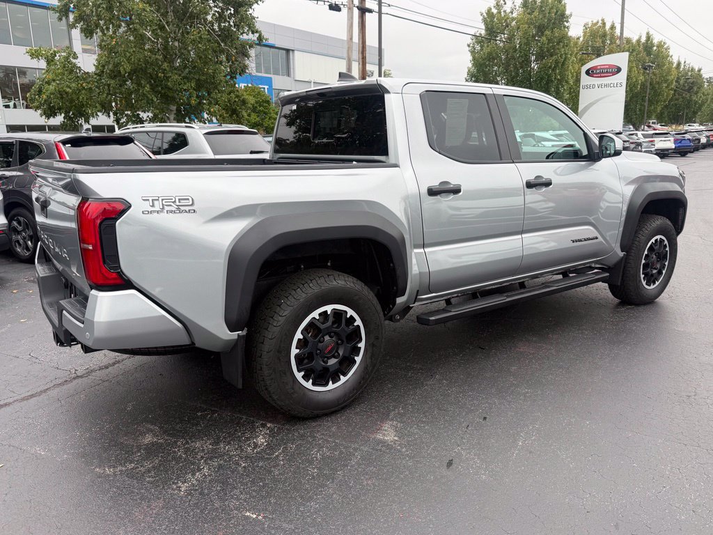 Used 2024 Toyota Tacoma TRD Off-Road w/ TRD Off Road Upgrade Package AWD/4WD image 10