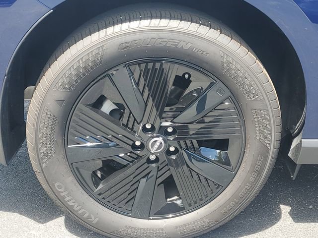 Certified 2025 Nissan Murano SV image 4