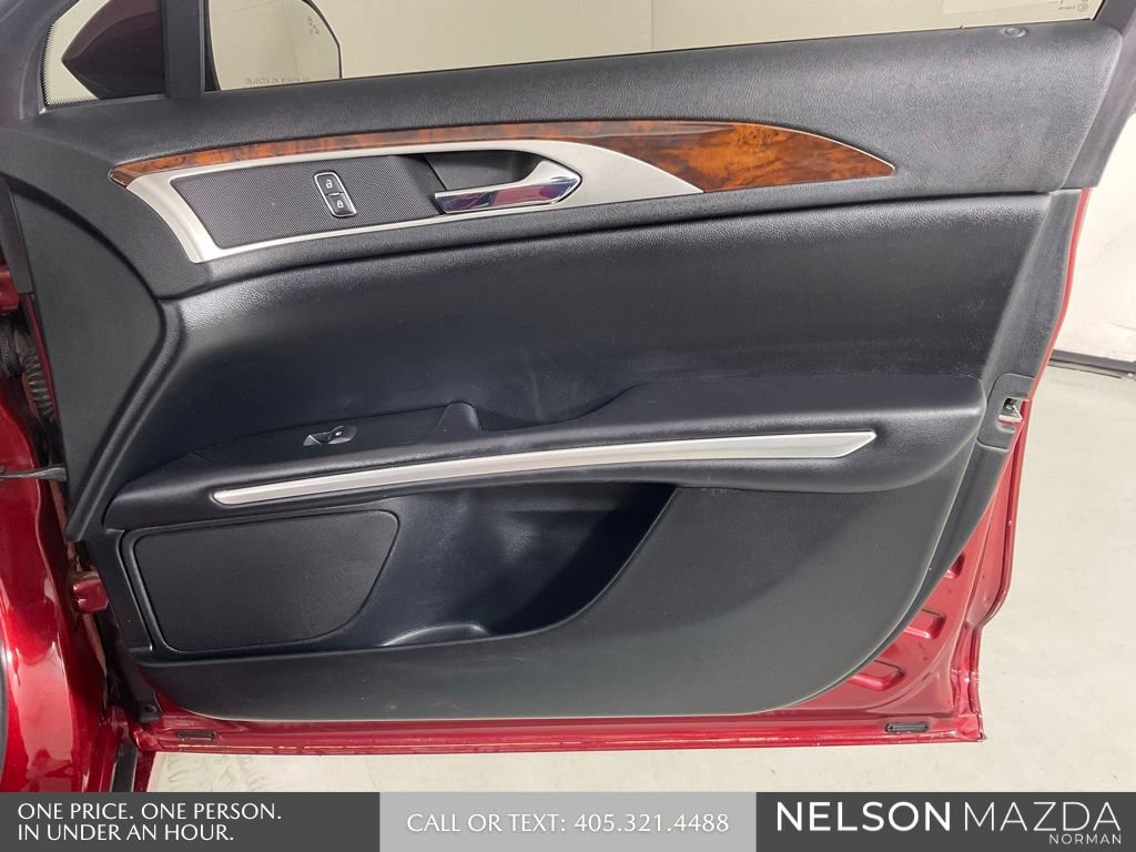 Used 2016 Lincoln MKZ w/ Equipment Group 300A Reserve FWD image 21