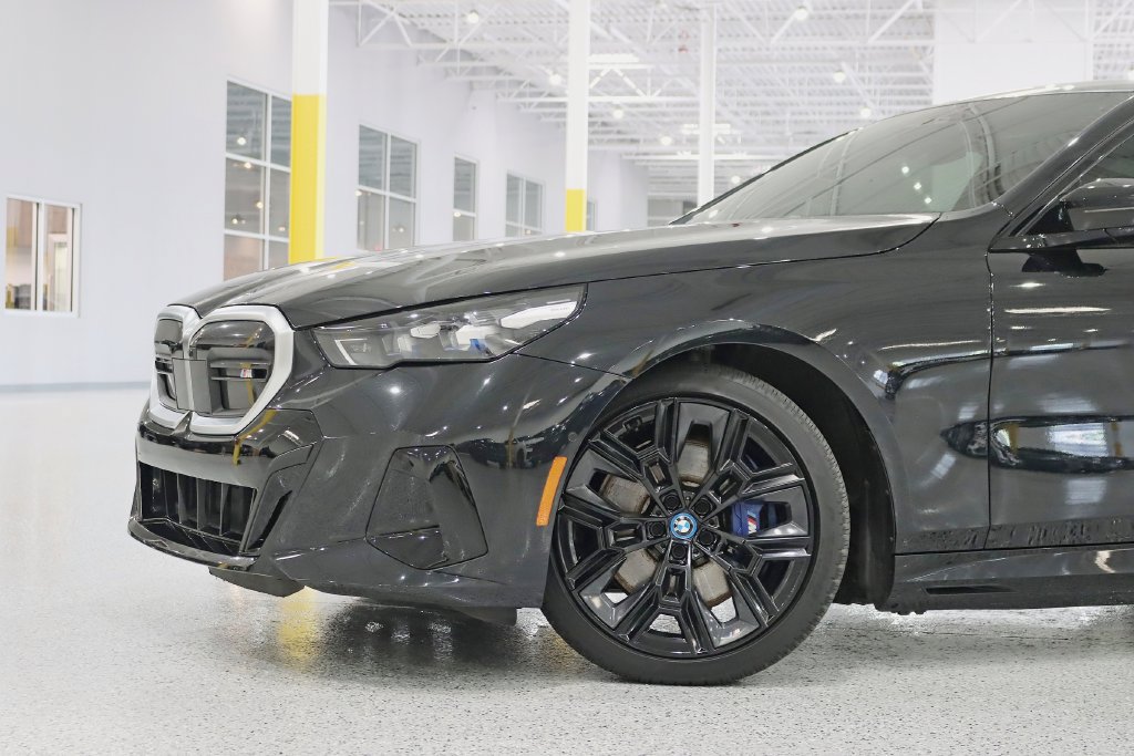 Used 2024 BMW i5 M60 w/ Premium Package AWD/4WD image 2