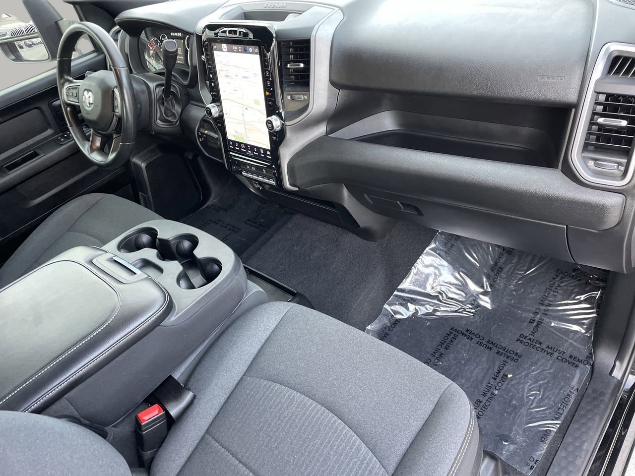 Used 2024 RAM 3500 Tradesman w/ Chrome Appearance Group image 12