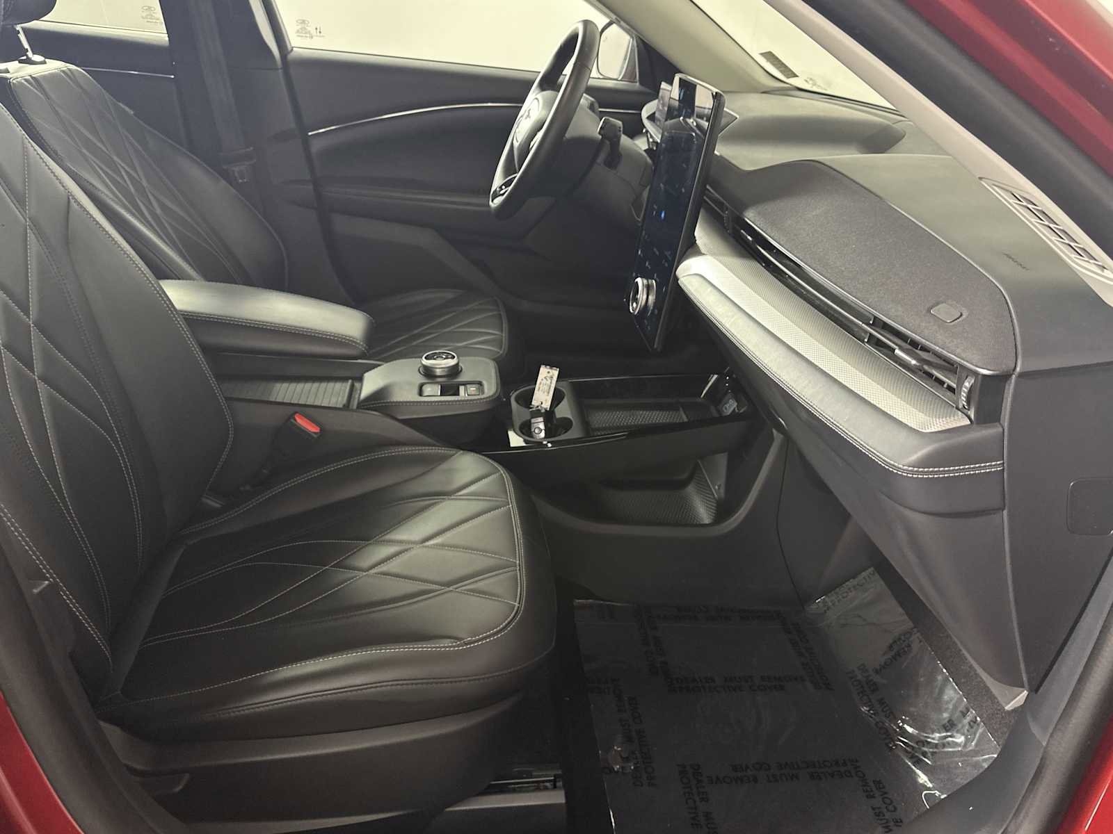 Used 2021 Ford Mustang Mach-E Select image 14