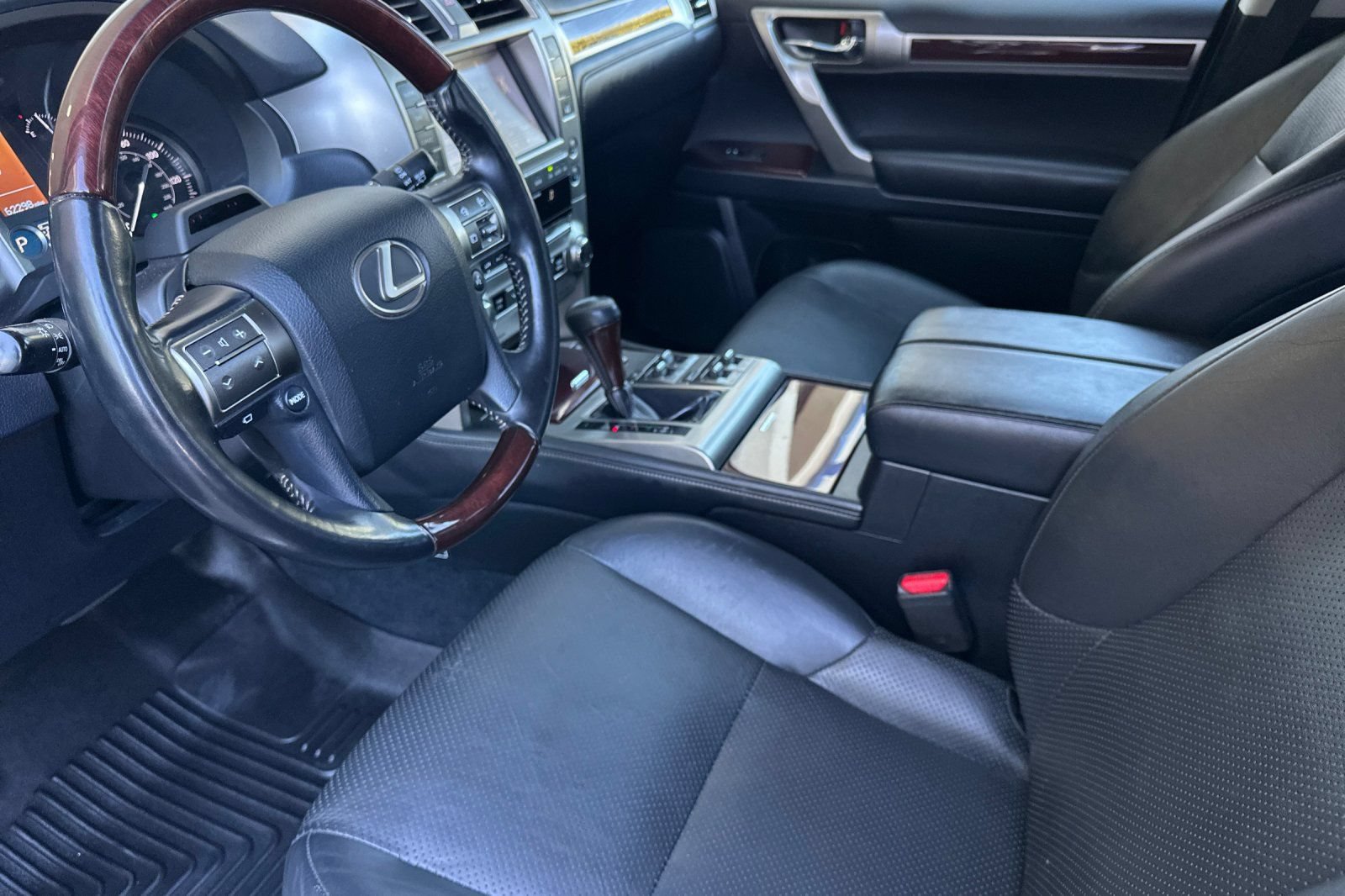 Used 2019 Lexus GX 460 Luxury AWD/4WD image 10