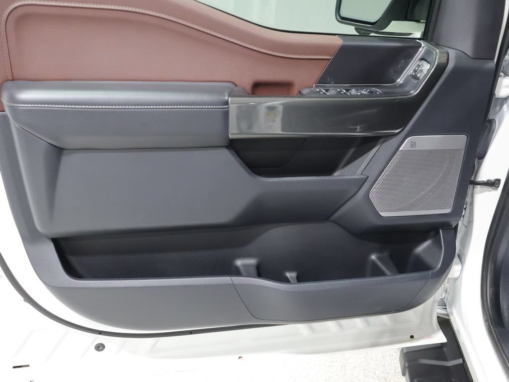 Used 2023 Ford F150 Lariat AWD/4WD image 13