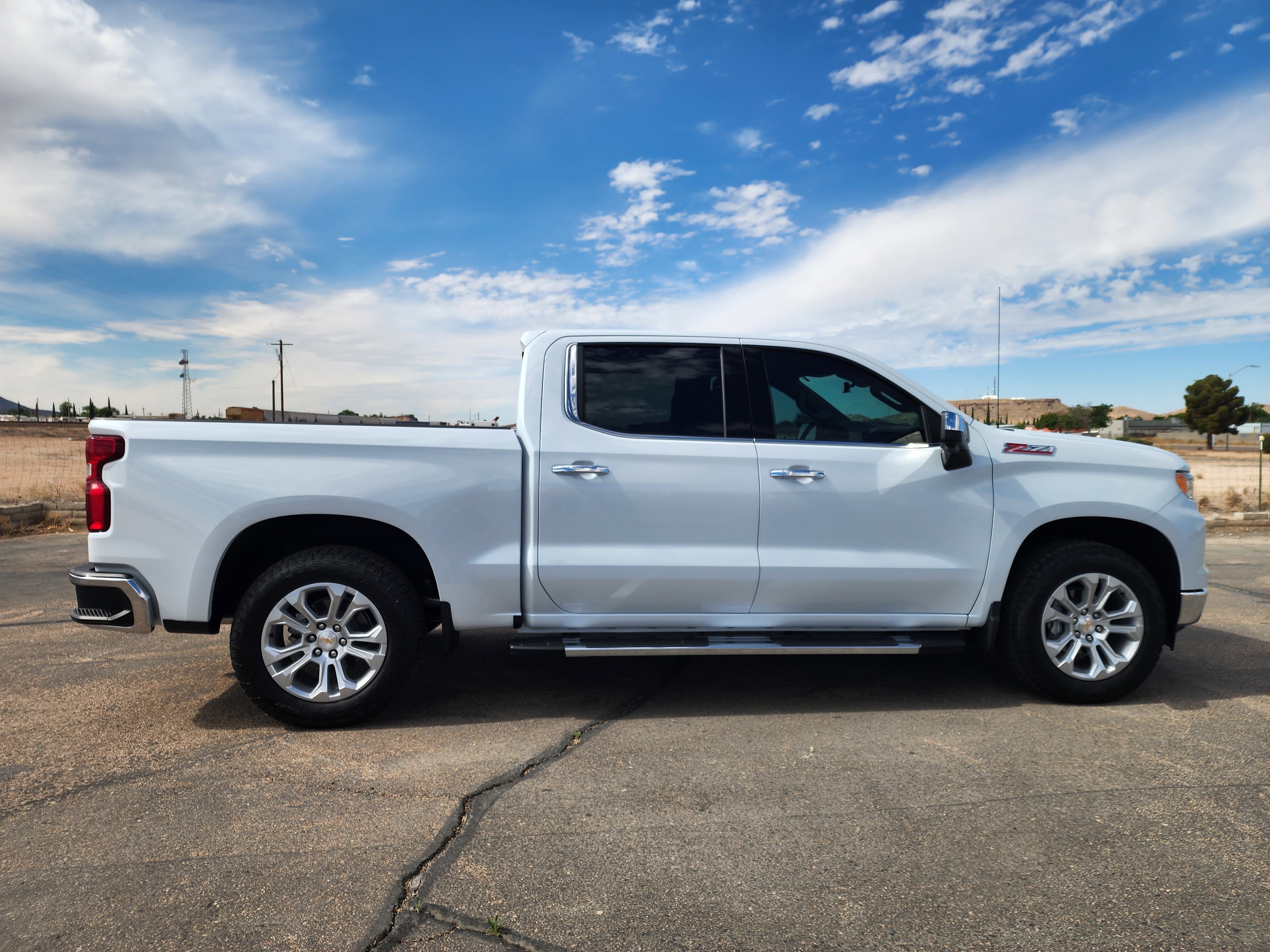 Used 2026 Chevrolet Silverado 1500 LTZ w/ LTZ Premium Package image 4