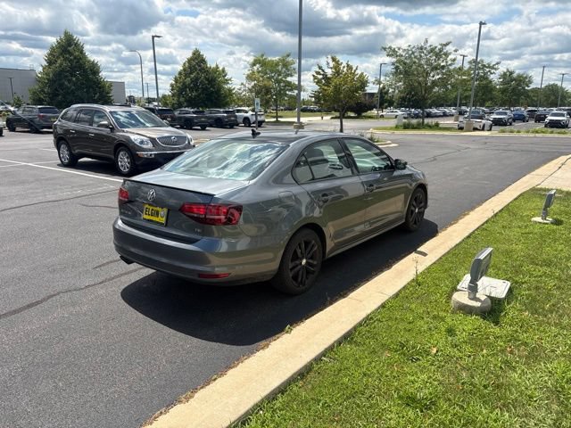 Used 2018 Volkswagen Jetta Sport FWD image 4