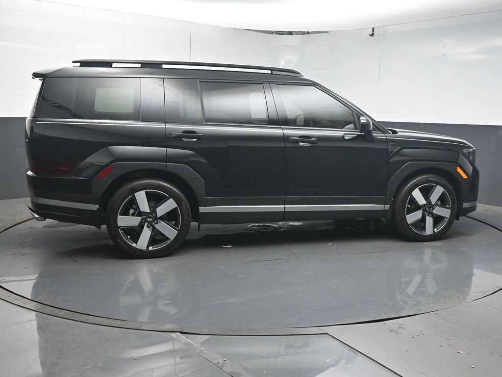 Used 2024 Hyundai Santa Fe Limited FWD image 8