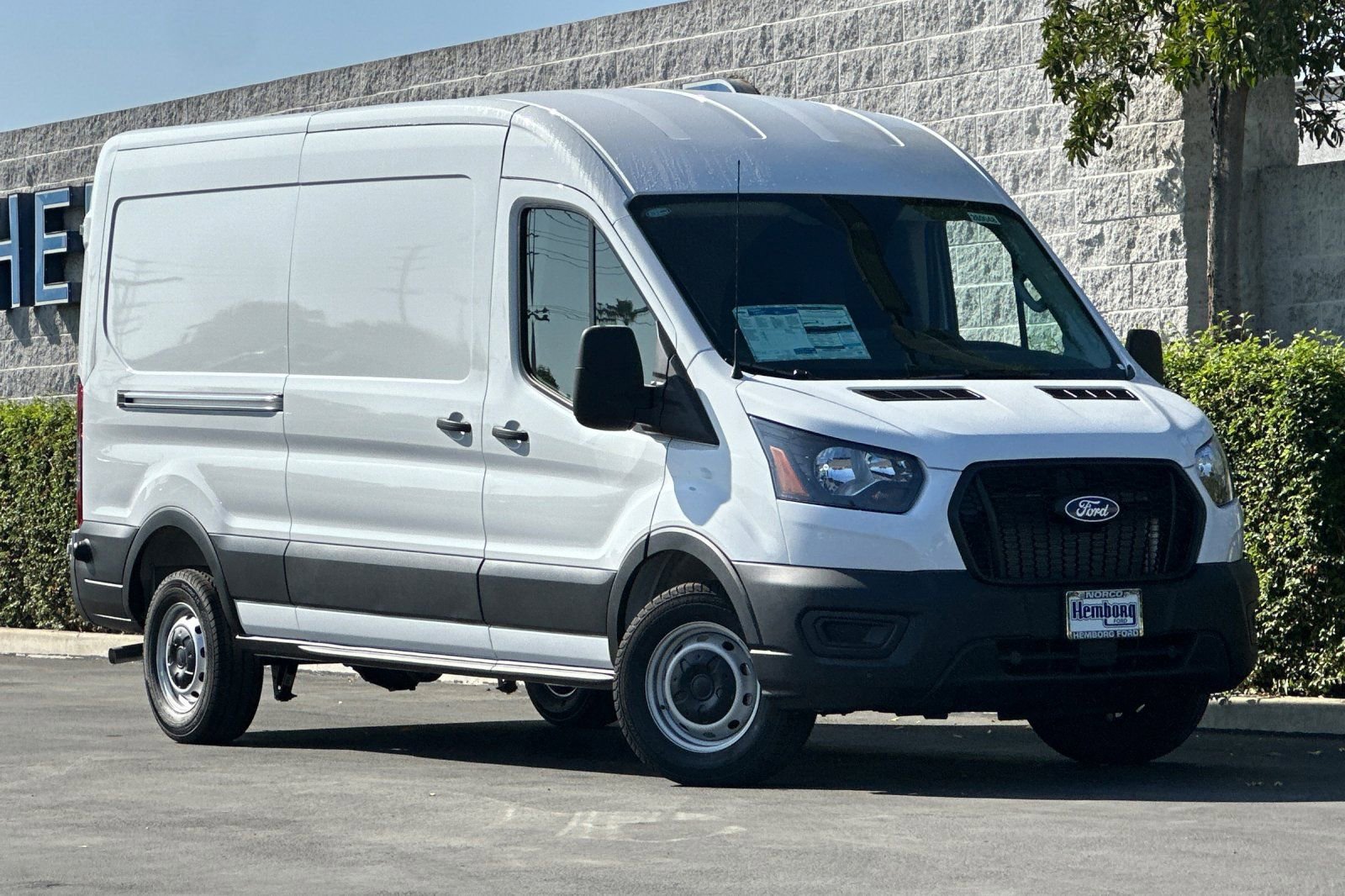 New 2026 Ford Transit 250 148 Medium Roof w/ Load Area Protection Package image 2