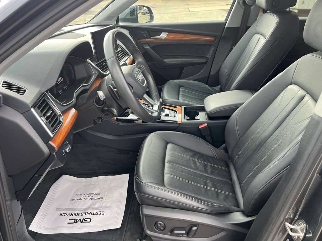 Used 2023 Audi Q5 2.0T Premium Plus w/ Premium Plus Package AWD/4WD image 17