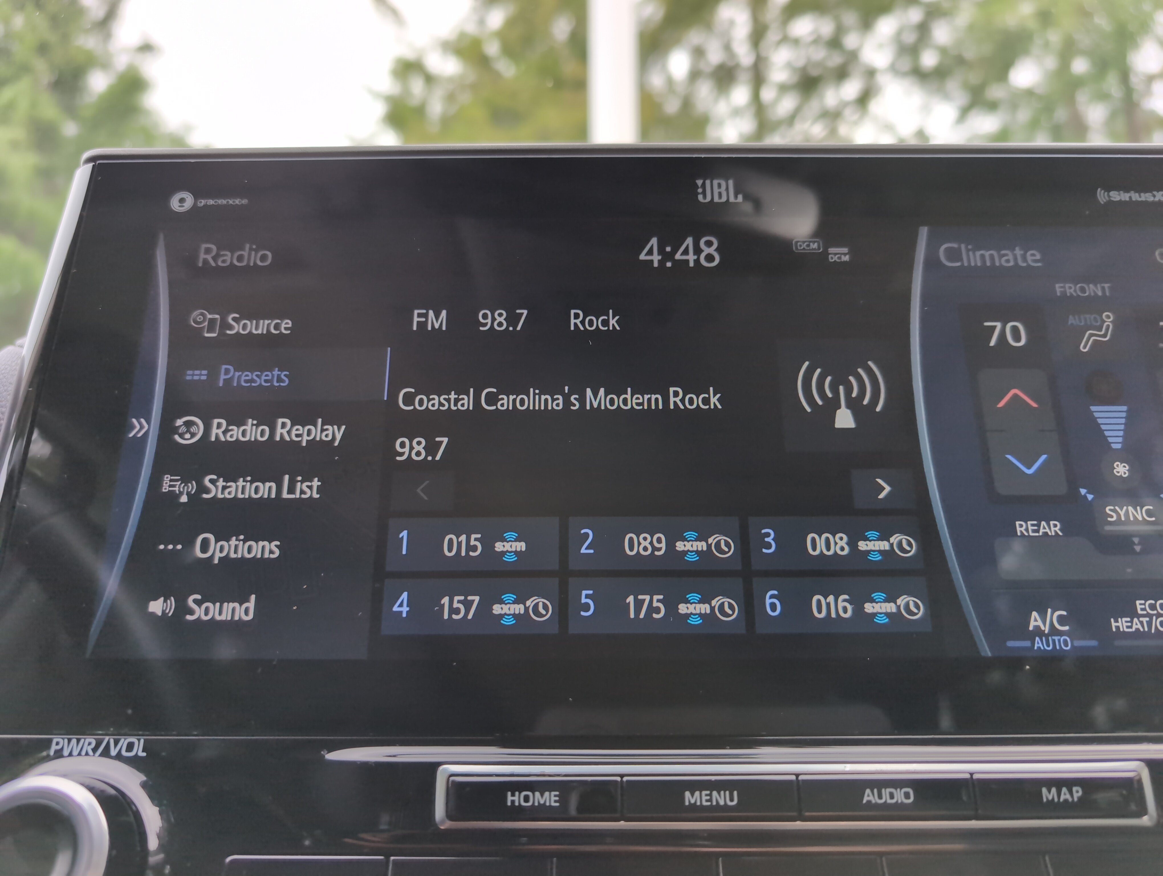 Used 2020 Toyota Highlander Limited FWD image 23