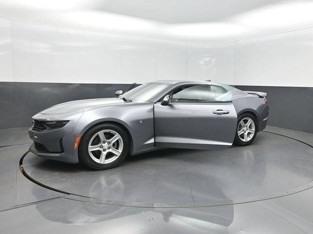 Used 2019 Chevrolet Camaro LT w/ Technology Package RWD image 23