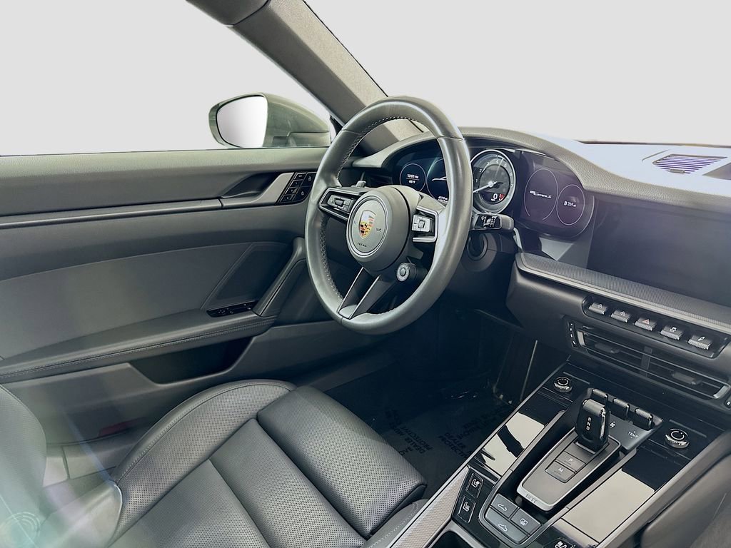 Used 2020 Porsche 911 Carrera S image 25