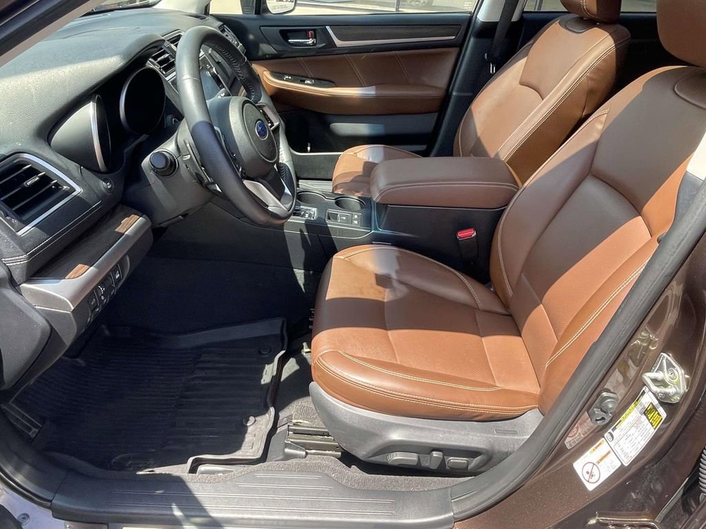 Used 2019 Subaru Outback 2.5i Touring w/ Popular Package #3A AWD/4WD image 15