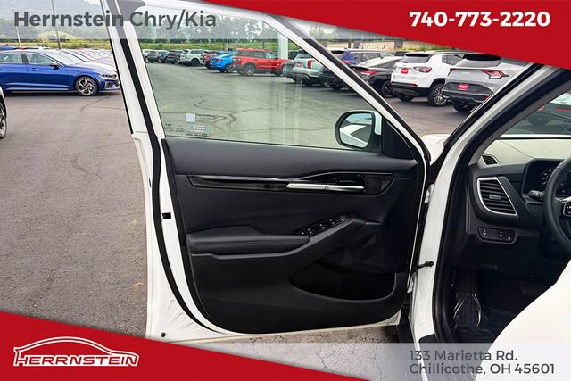 Used 2024 Kia Seltos EX FWD image 14