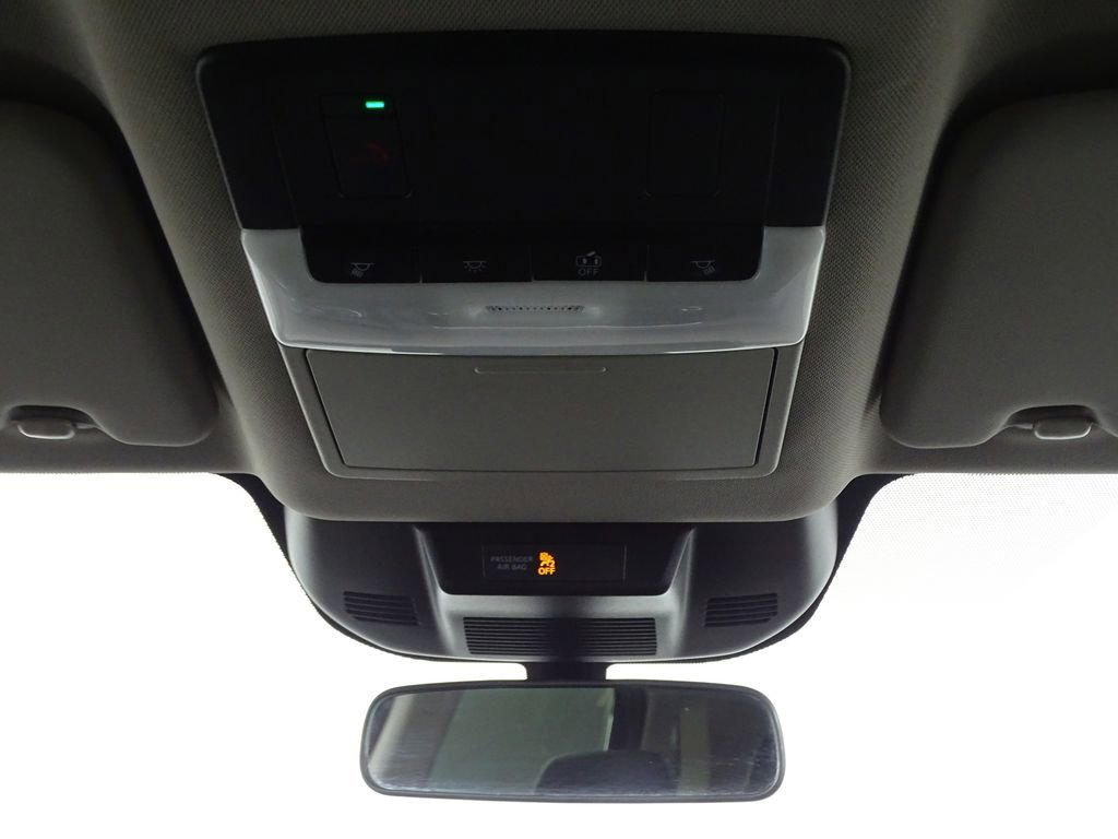 Used 2023 Nissan Rogue SV FWD image 28