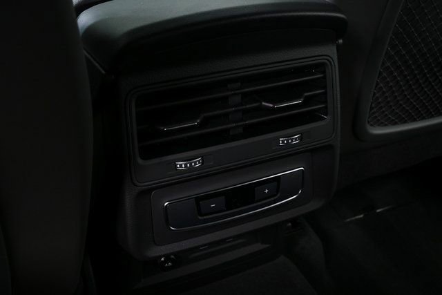 New 2026 Audi Q8 Premium image 21